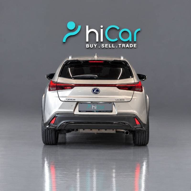 2023 Lexus UX200 thumbnail 4