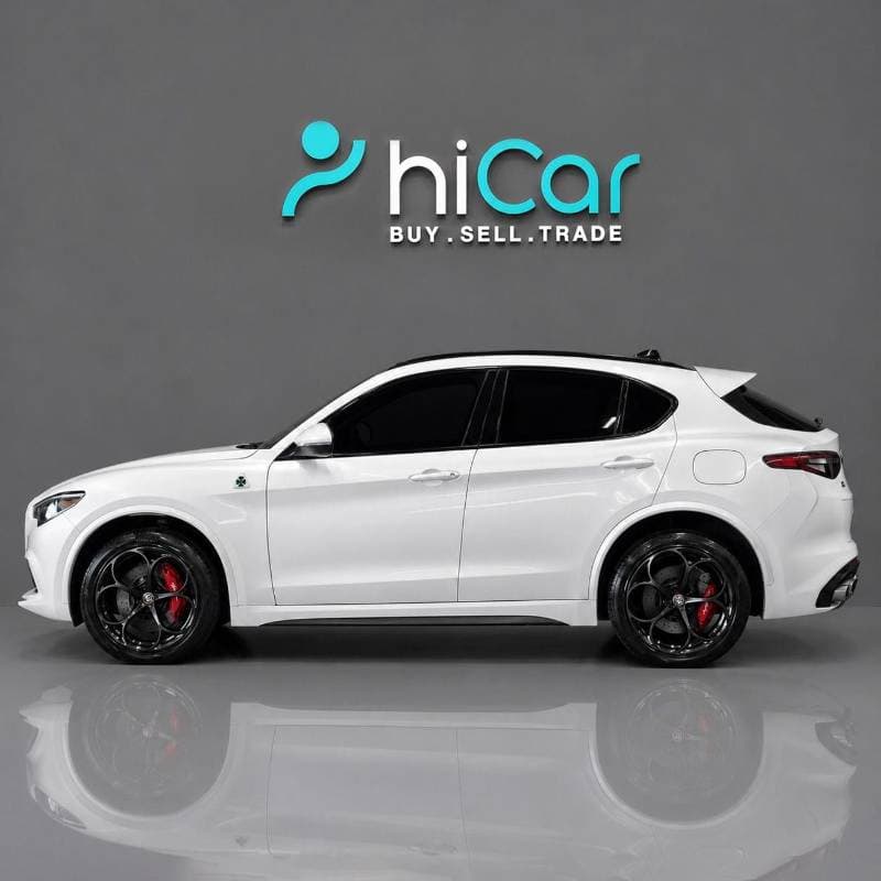 2020 Alfa Romeo Stelvio QUADRIFOGLIO thumbnail 2