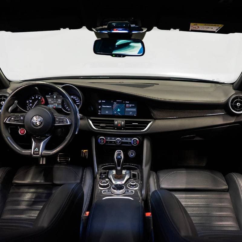 2022 Alfa Romeo Giulia QUADRIFOGLIO thumbnail 7