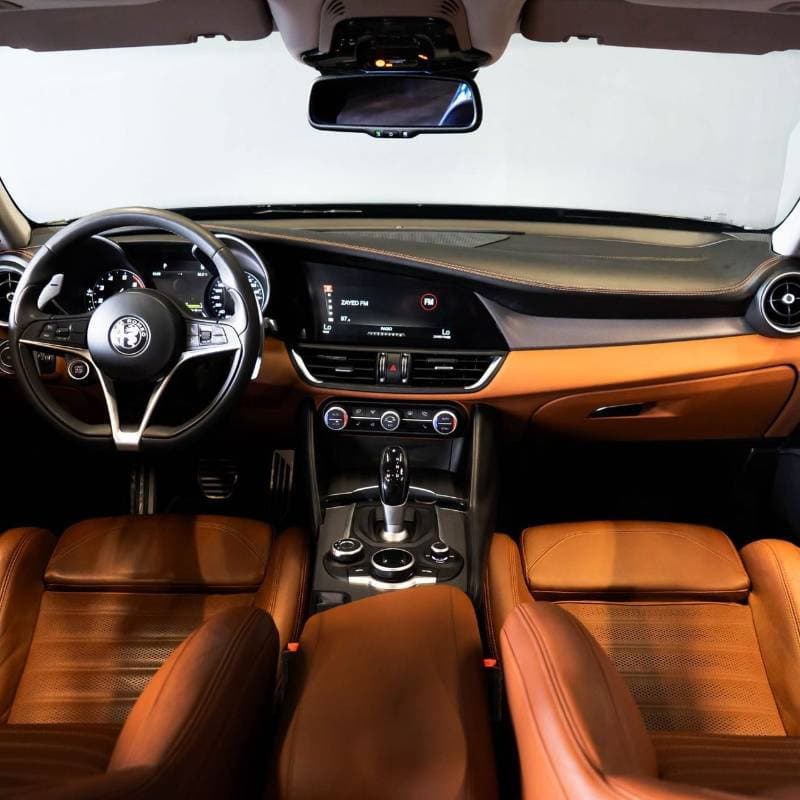 2019 Alfa Romeo Giulia VELOCE thumbnail 8