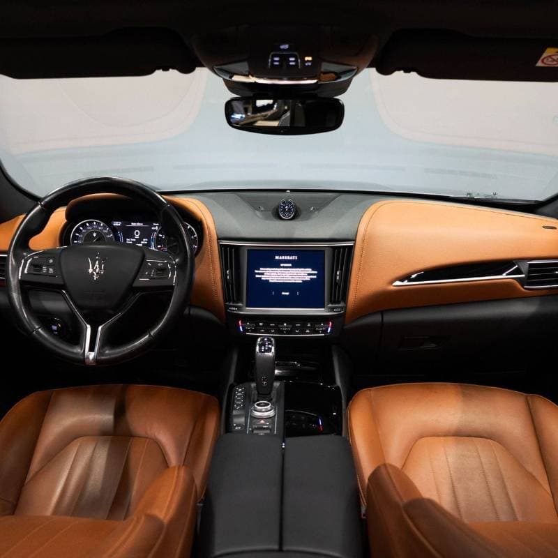 2021 Maserati Levante STANDARD thumbnail 8