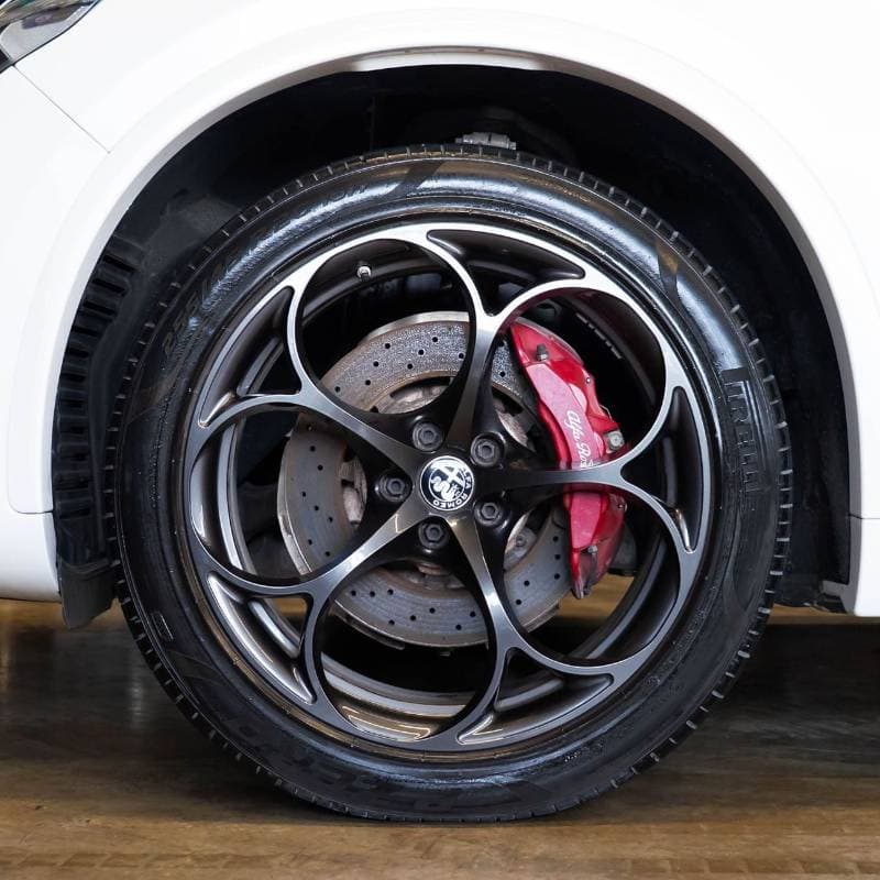 2020 Alfa Romeo Stelvio QUADRIFOGLIO thumbnail 8