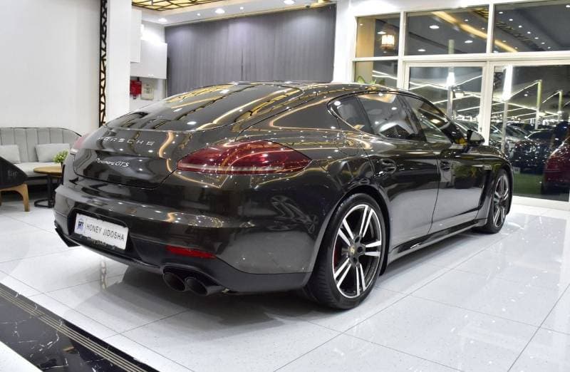 2014 Porsche Panamera GTS thumbnail 6