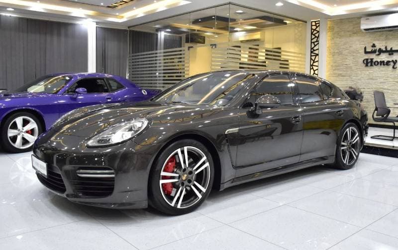 2014 Porsche Panamera GTS thumbnail 3