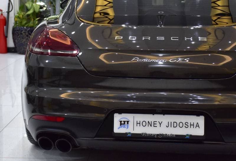 2014 Porsche Panamera GTS thumbnail 8