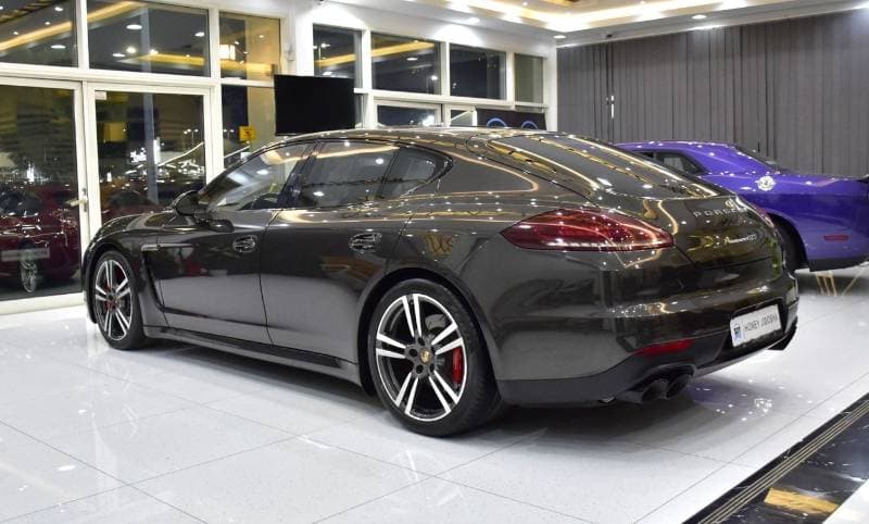 2014 Porsche Panamera GTS thumbnail 7
