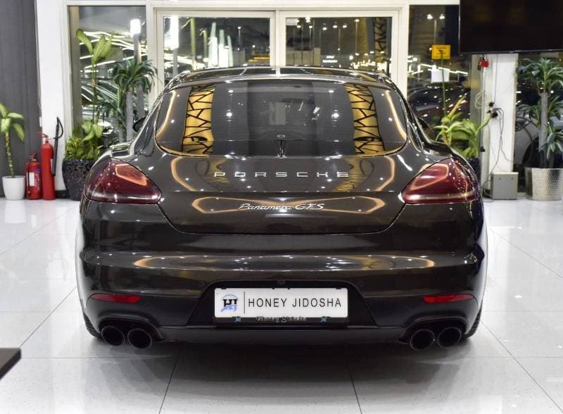 2014 Porsche Panamera GTS thumbnail 5