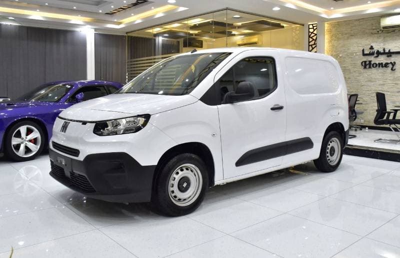 2025 Fiat Doblo thumbnail 3