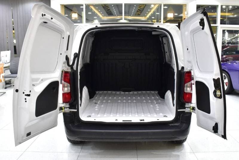 2025 Fiat Doblo thumbnail 5