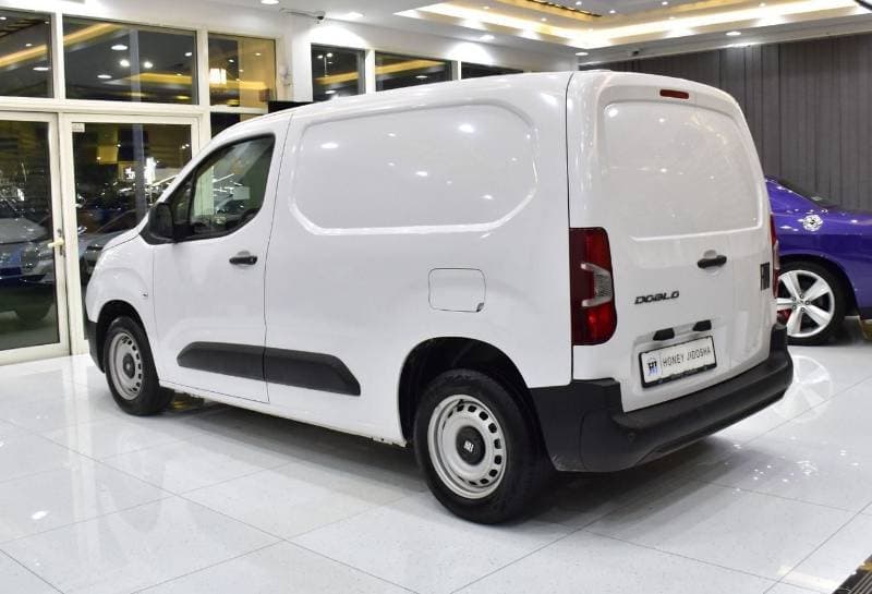 2025 Fiat Doblo thumbnail 8
