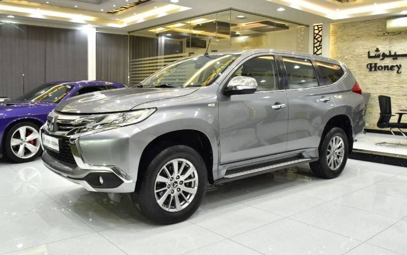 2019 Mitsubishi Montero Sport GLS thumbnail 3