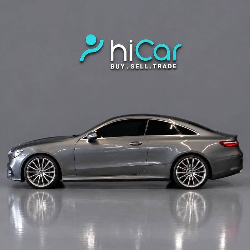 2020 Mercedes Benz E200 thumbnail 2