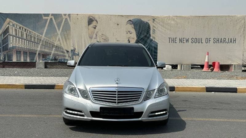 2011 Mercedes Benz E300 ELEGANCE thumbnail 2