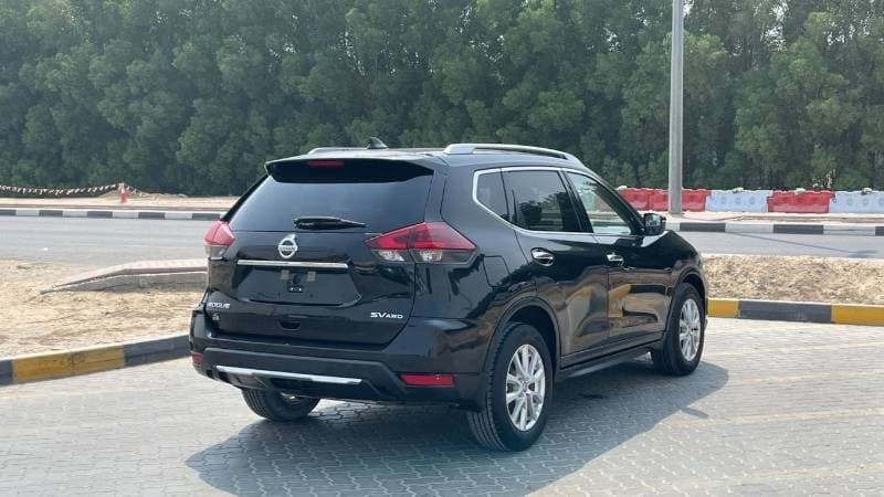 2020 Nissan Rogue SV thumbnail 8