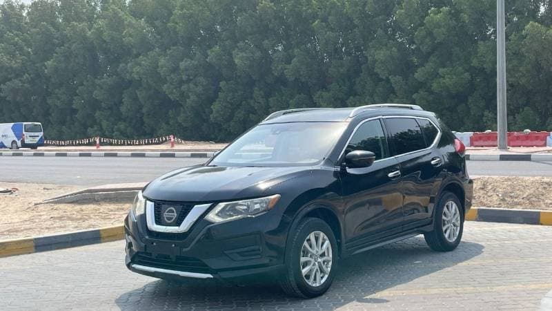 2020 Nissan Rogue SV thumbnail 3