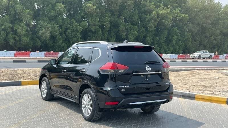 2020 Nissan Rogue SV thumbnail 6
