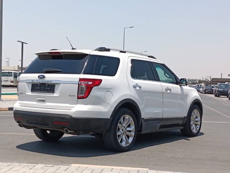 2015 Ford Explorer LIMITED thumbnail 7
