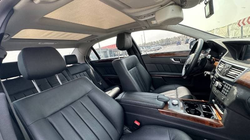 2012 Mercedes Benz E300 ELEGANCE thumbnail 5