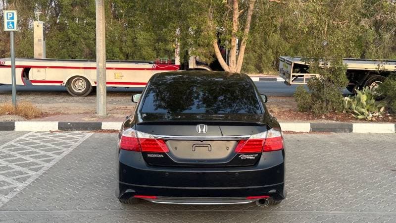 2015 Honda Accord EX L thumbnail 8