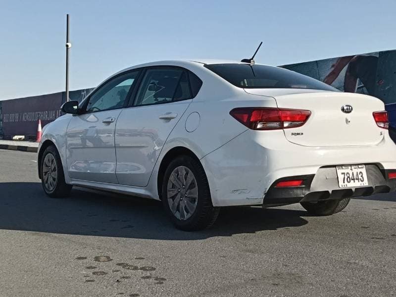 2019 Kia Rio LX thumbnail 3