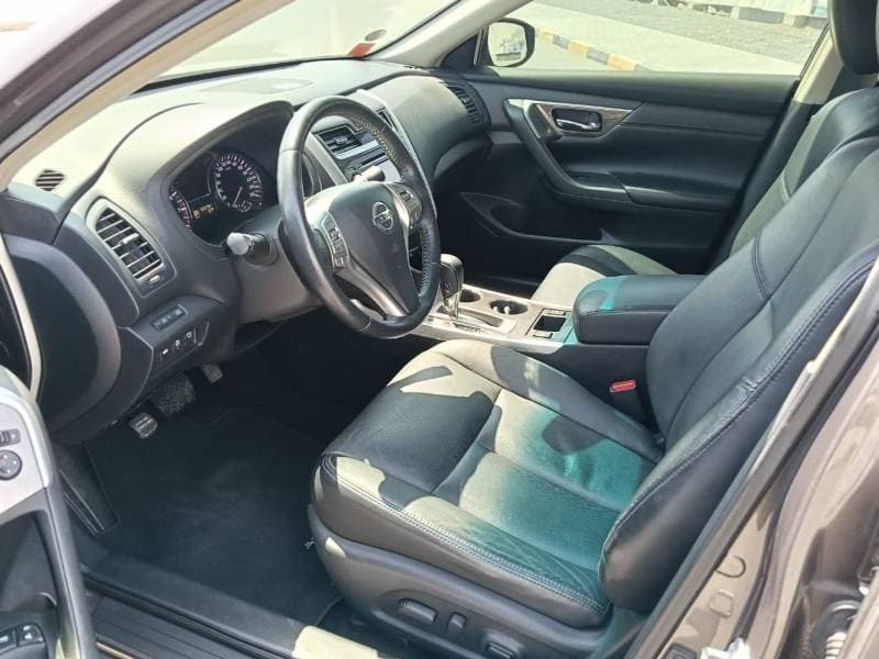 2013 Nissan Altima SL thumbnail 8