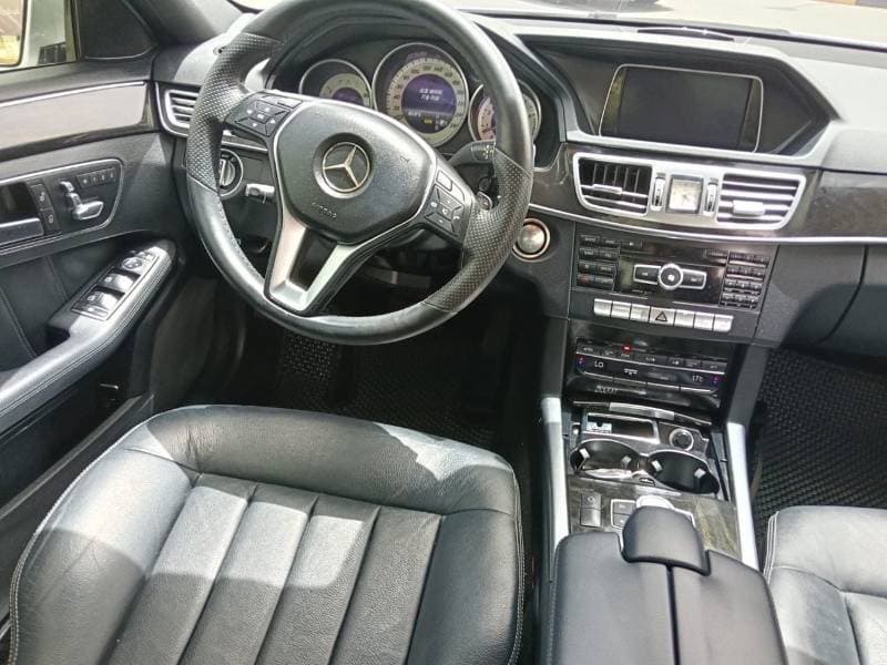2014 Mercedes Benz E300 AVANTGARDE SPORT thumbnail 5