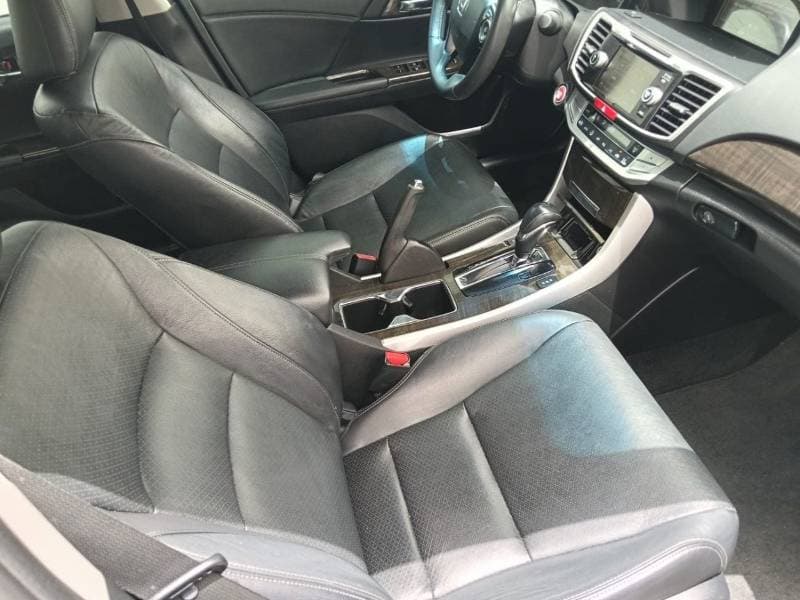 2015 Honda Accord LX thumbnail 5