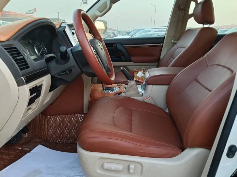 2021 Toyota Land Cruiser GXR thumbnail 5
