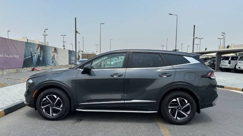 2023 Kia Sportage LX thumbnail 6