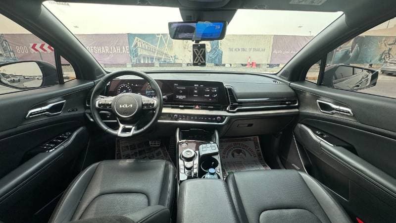 2025 Kia Sportage SX thumbnail 4