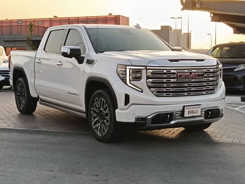 2024 GMC Sierra DENALI