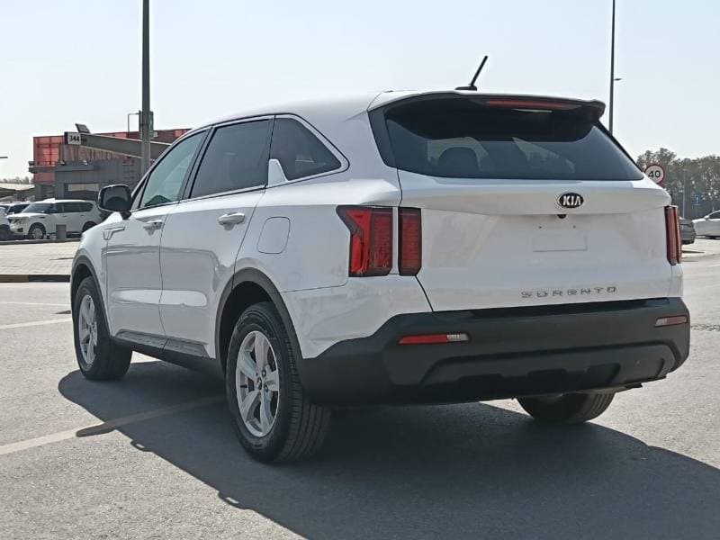 2021 Kia Sorento LX thumbnail 6