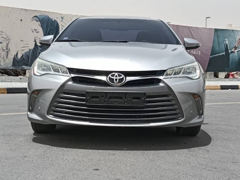 2016 Toyota Camry GLX thumbnail 4