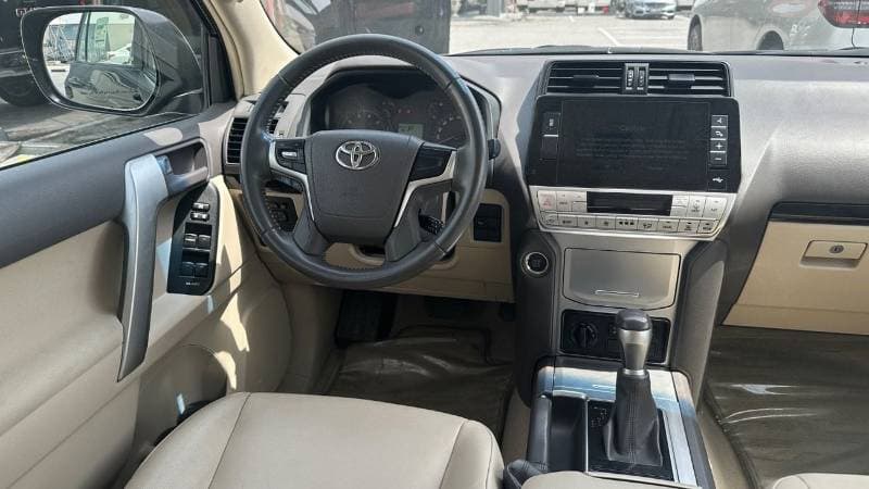 2023 Toyota Prado TX L thumbnail 6