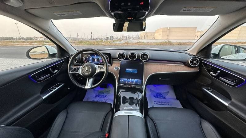 2022 Mercedes Benz C300 AMG thumbnail 4