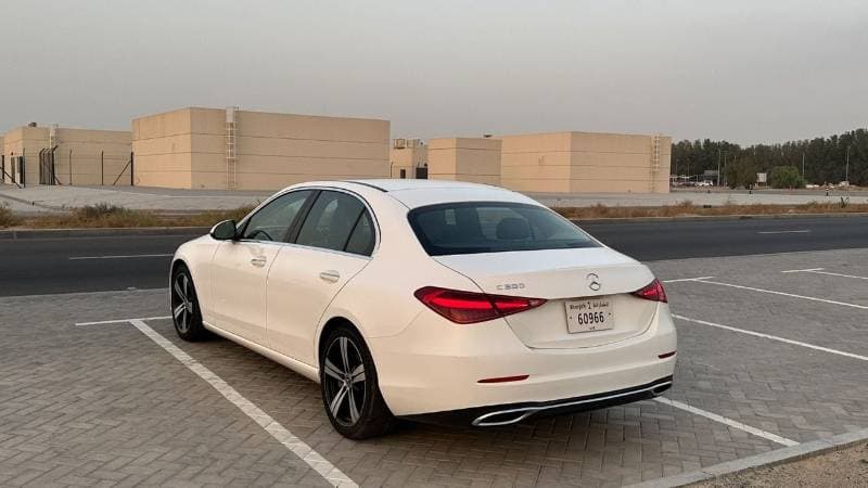 2022 Mercedes Benz C300 AMG thumbnail 7