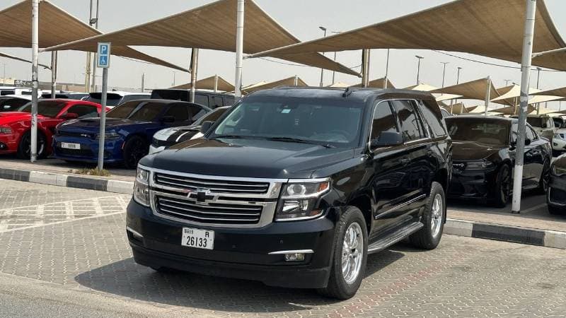 2015 Chevrolet Tahoe LTZ thumbnail 3
