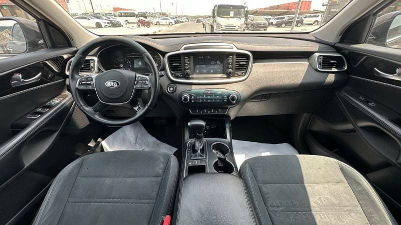 2019 Kia Sorento LX thumbnail 4