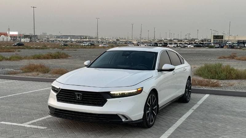 2025 Honda Accord HEV EXL thumbnail 3