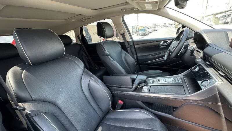 2021 Genesis GV80 PREMIER thumbnail 5