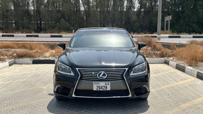2013 Lexus LS600h L thumbnail 2