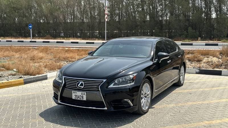 2013 Lexus LS600h L thumbnail 3