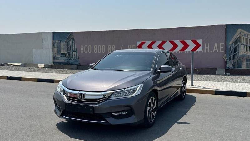 2017 Honda Accord EX PLUS thumbnail 3
