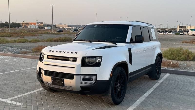 2024 Land Rover Defender 110 SE P300 thumbnail 3