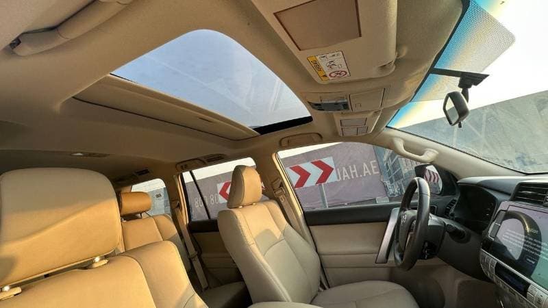 2022 Toyota Prado TX L thumbnail 5
