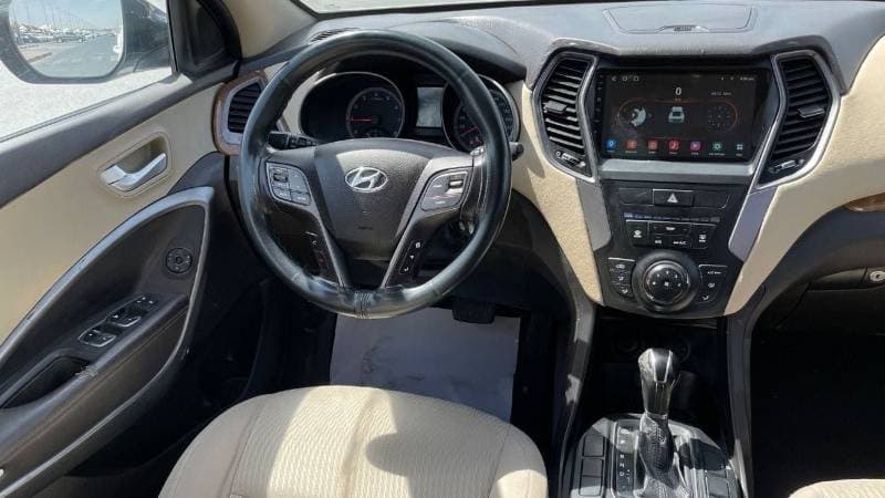 2014 Hyundai Santa Fe GL thumbnail 6