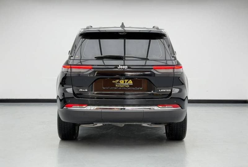 2024 Jeep Cherokee Limited thumbnail 5