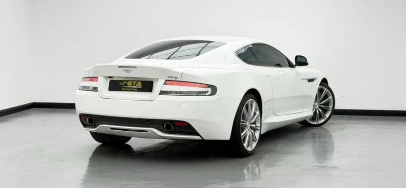 2013 Aston Martin DB9 STANDARD thumbnail 4