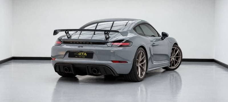 2023 Porsche Cayman thumbnail 4