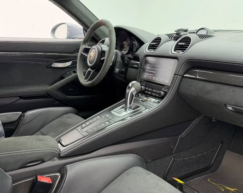 2023 Porsche Cayman thumbnail 8